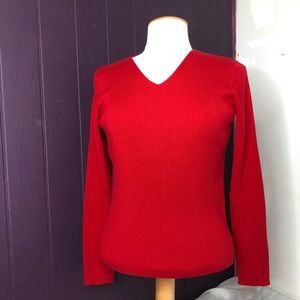 Updated! Medium Josephine chaus long sleeve ribbed